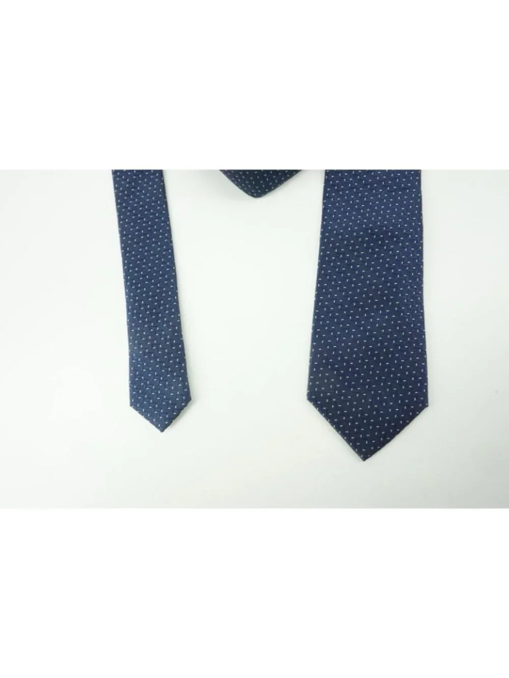 Canali Sapphire Denim Blue Geometric 100% Silk Tie Brand New With Tags